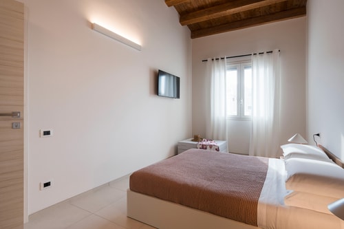 Tenuta Oliveto, Luxury Country Estate near Noto 55 Villas in Italy