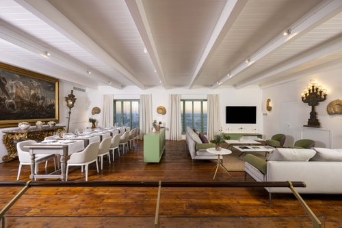 Isola del Poeta, Private Island with Pool & Chef 15 Villas in Italy