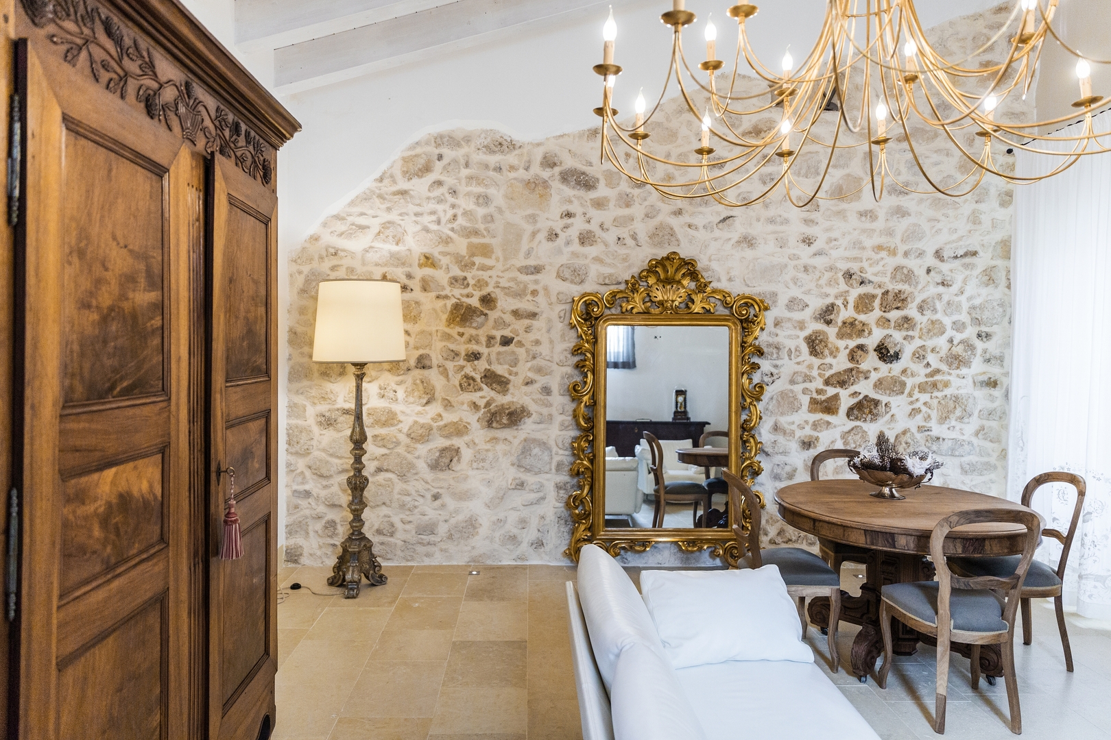 Private villa with swimming pool 8 Villas in Italy