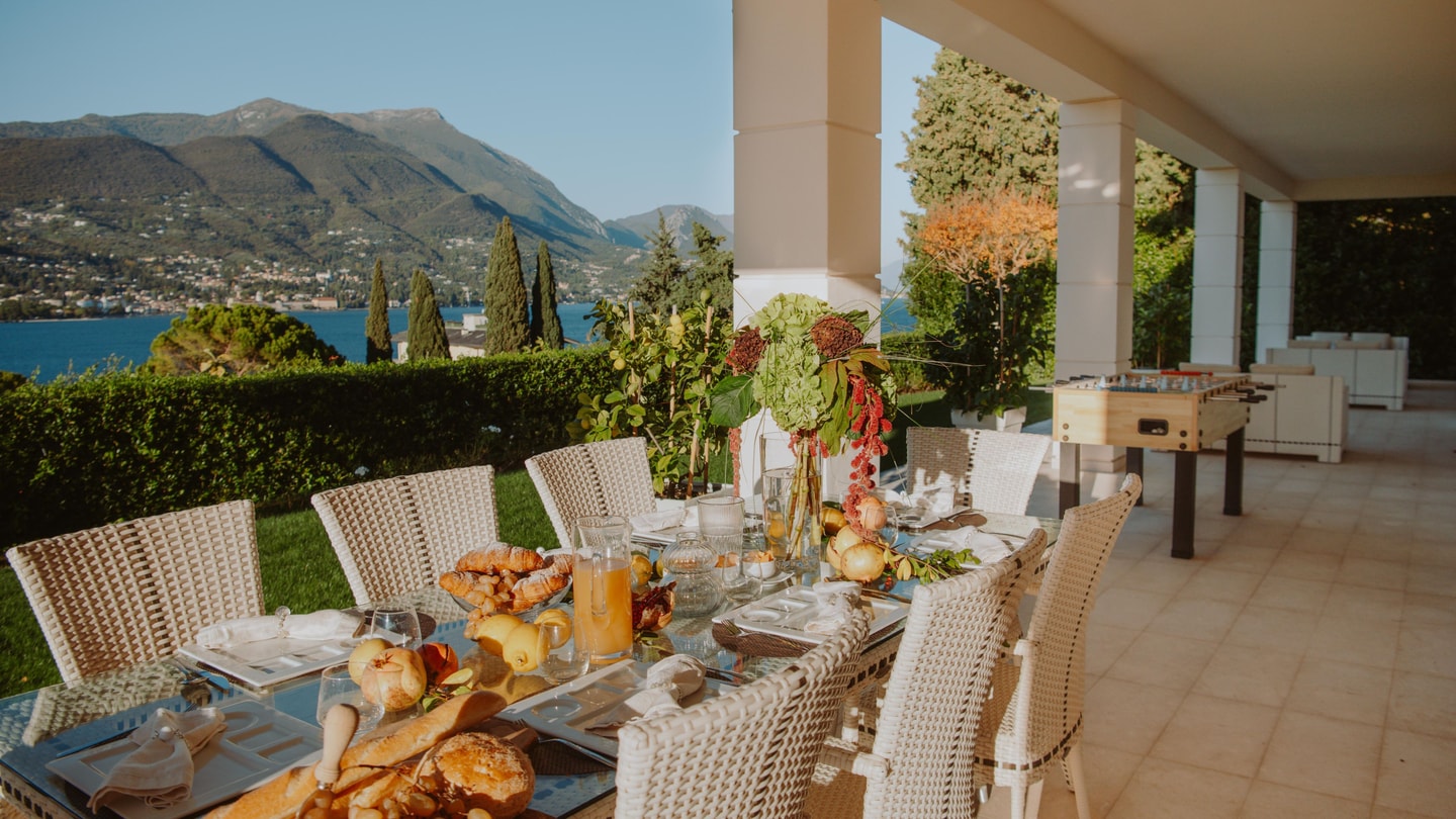 Villa Acquabella with lake views and pool 42 Villas in Italy