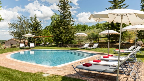 Podere Pulciano - Historic Tuscan farmhouse with pool 2 Italian Breaks