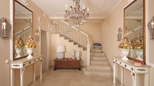 Villa Cadenza - Private villa with lake views 13 Villas in Italy