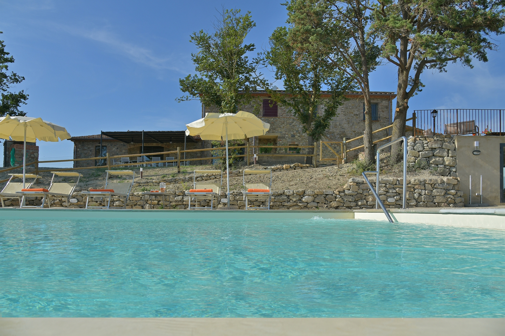 Villa Florenza - Montecatini Val di Cecina 32 Villas in Italy