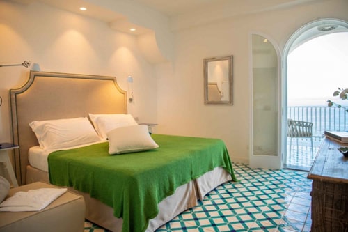 Villa Luce Di Mare, endless sea views 19 Villas in Italy