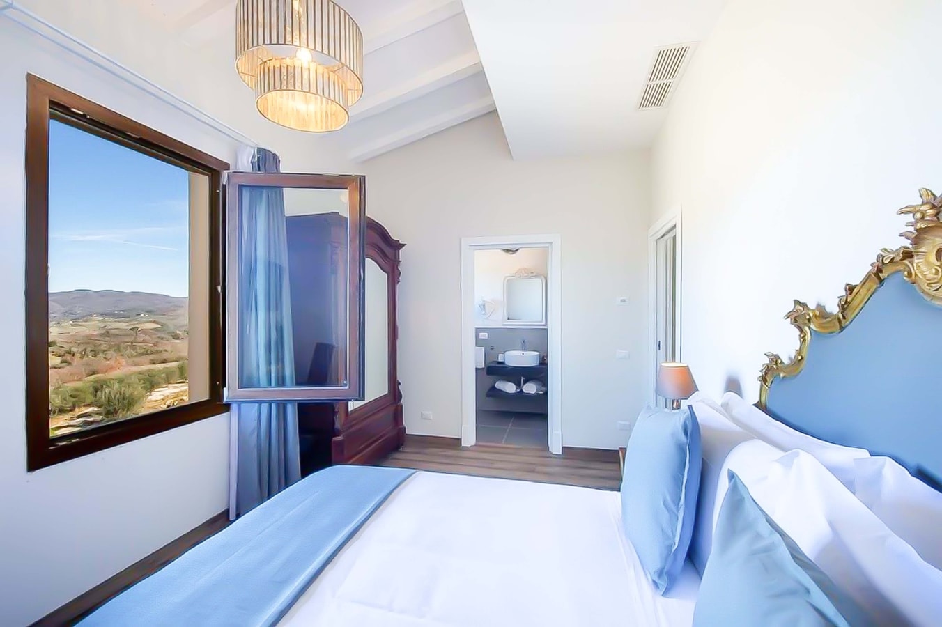 Villa Aberesh - Countryside villa with pool in Tuscany 30 Villas in Italy