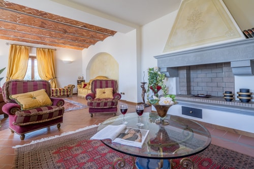 Villa Lavinia, with private pool, spa and gym 8 Villas in Italy