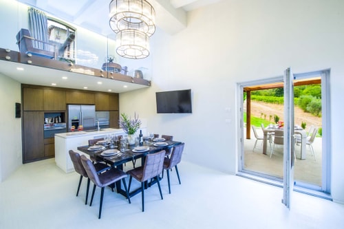 Alonza Estate - Large Countryside Estate 30 Villas in Italy