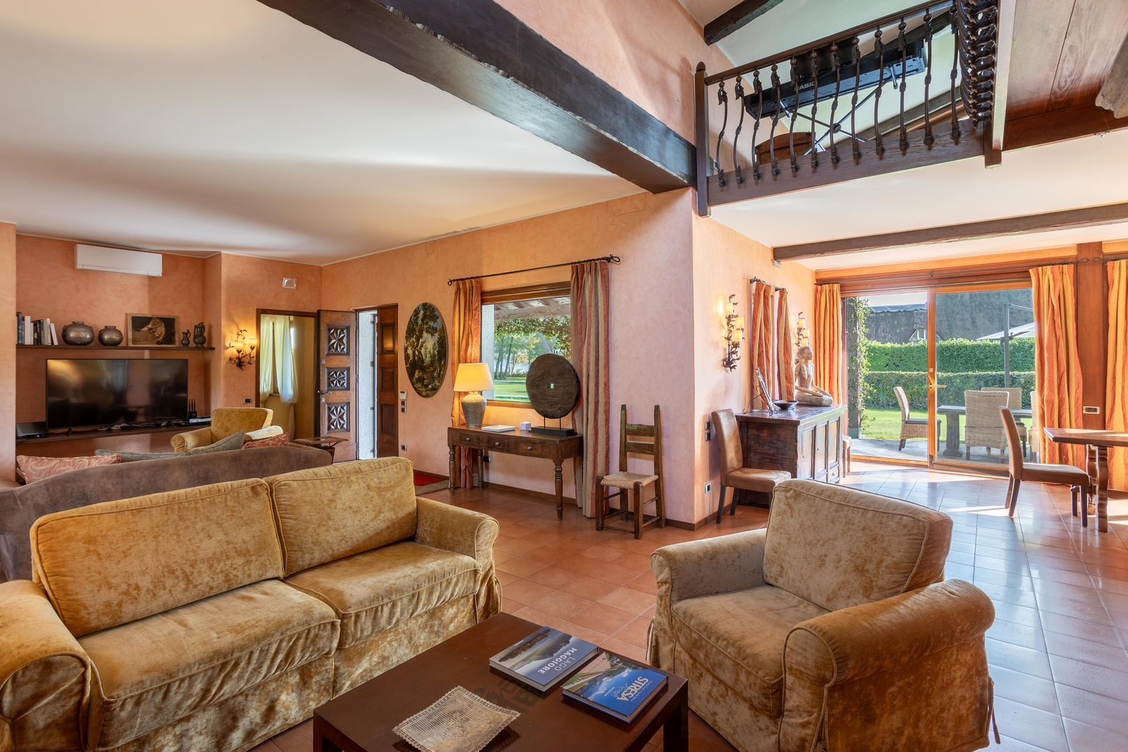 Villa Elegante 7 Villas in Italy