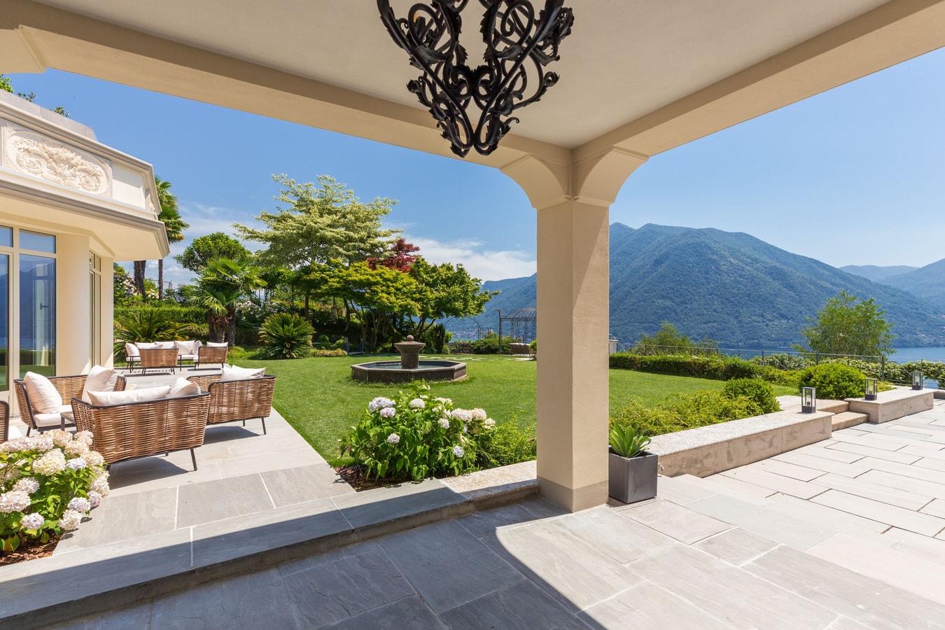 Villa Classica, Historic villa with lake views 50 Villas in Italy