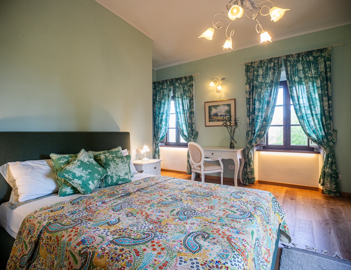 Villa Eterna, Tuscan Haven in the Heart of Chianti 25 Villas in Italy