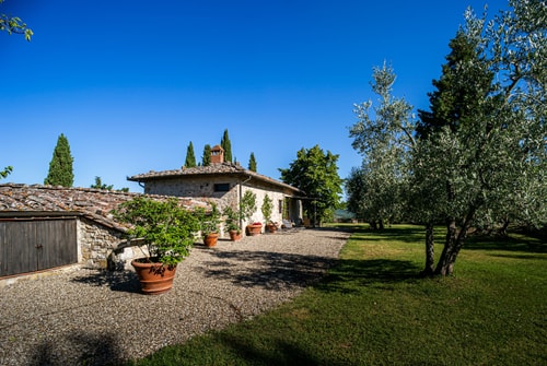 Villa Gaiole – Tuscan Estate with Pool & Spa 39 Villas in Italy