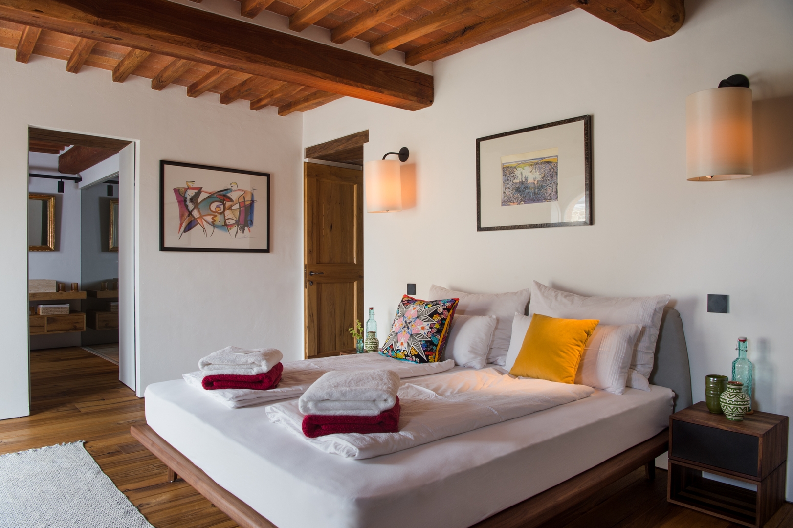 Villa Radda - 11 Guests 16 Villas in Italy