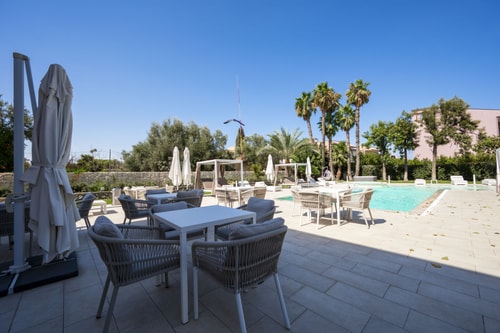 Villa Siracusa, in town centre 65 Villas in Italy