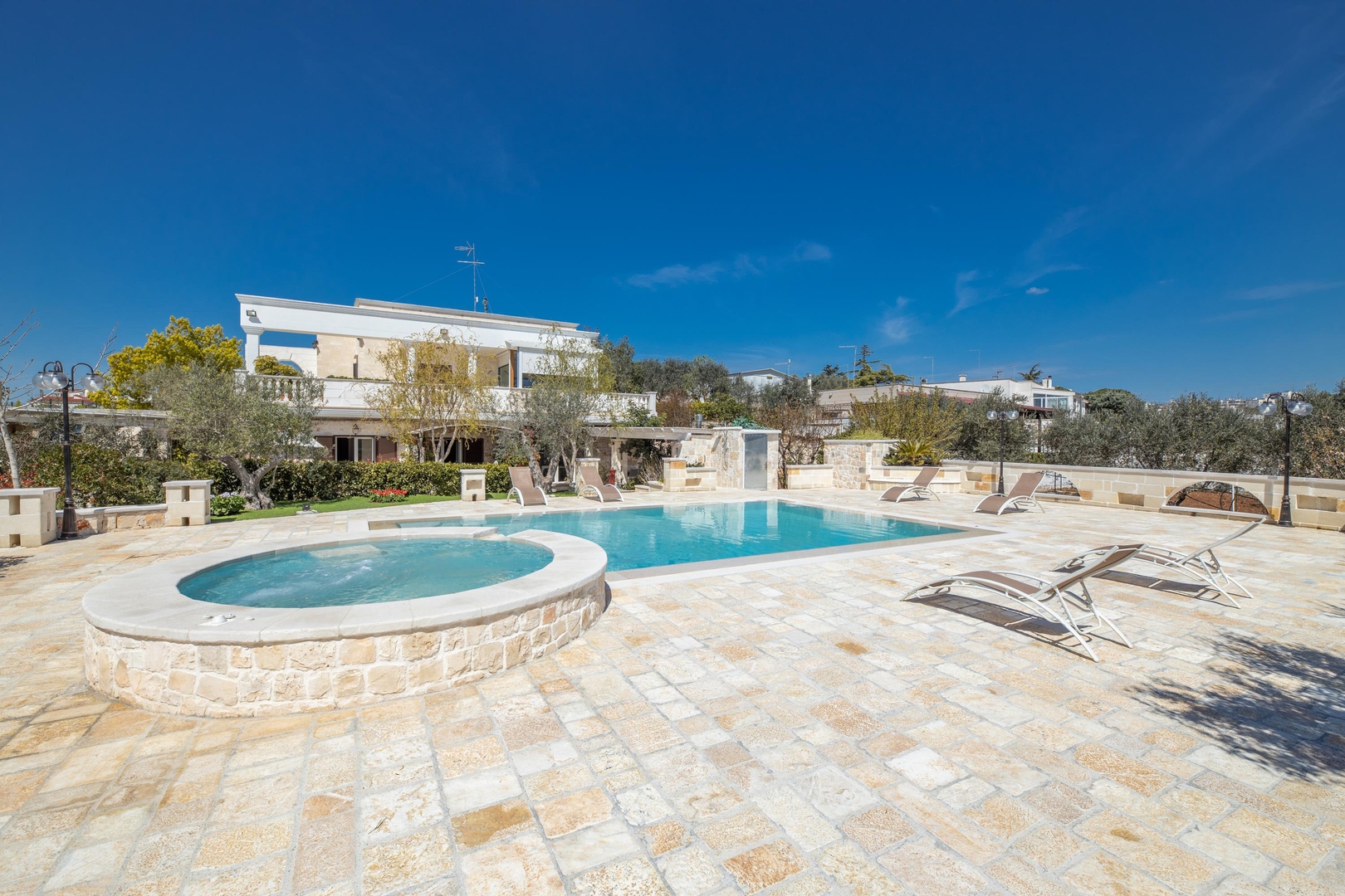 VILLA FELICIA - OSTUNI 28 Villas in Italy
