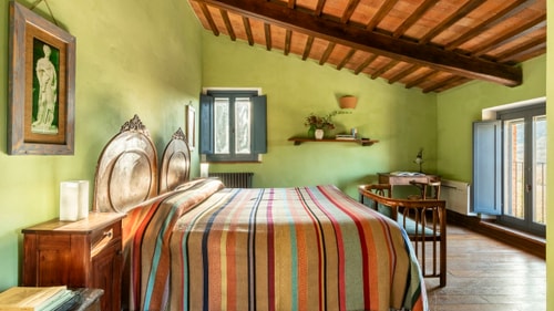 Podere Pulciano - Historic Tuscan farmhouse with pool 30 Italian Breaks