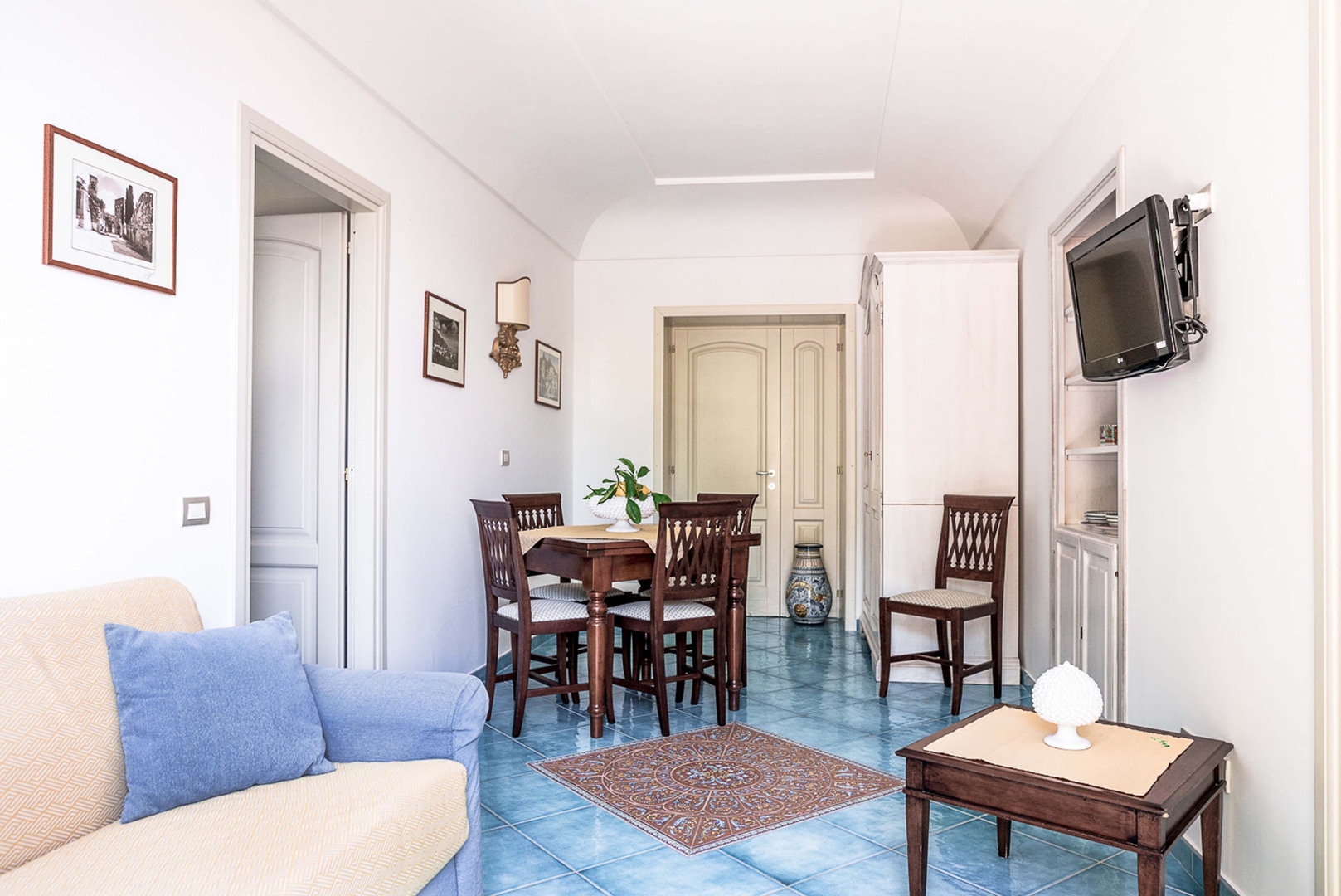 Villa Cosma - Panoramic Elegance in Ravello 26 Villas in Italy