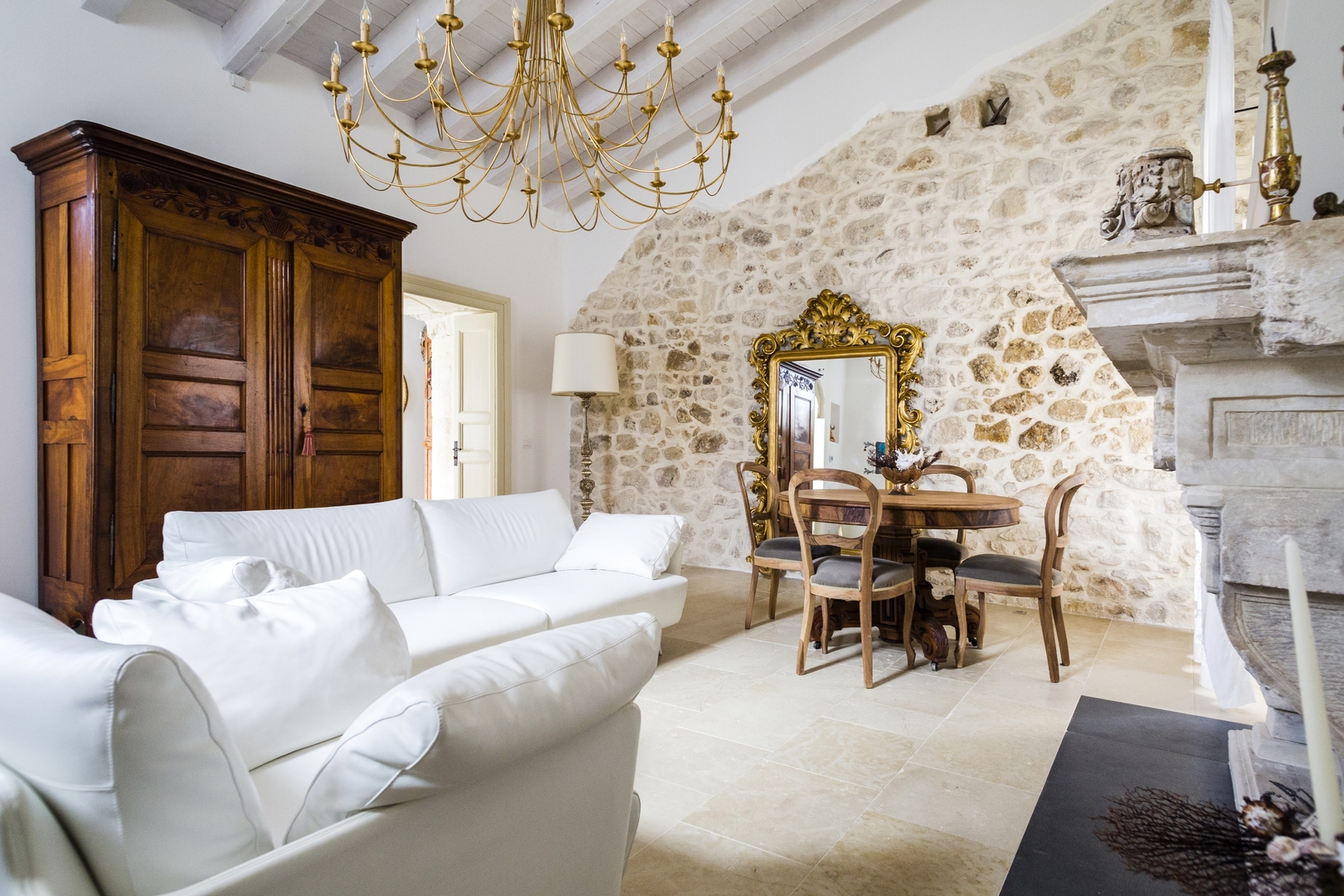 Private villa with swimming pool 4 Villas in Italy