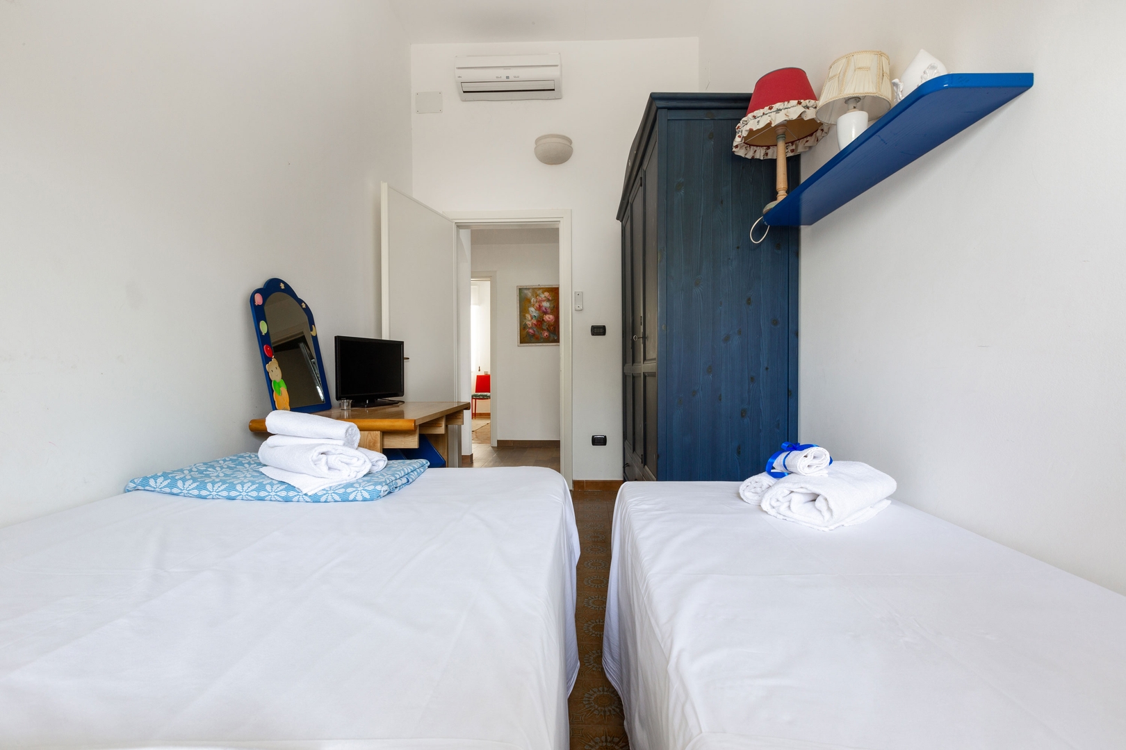 Villa Rosemund - Private seafront villa with pool 34 Villas in Italy