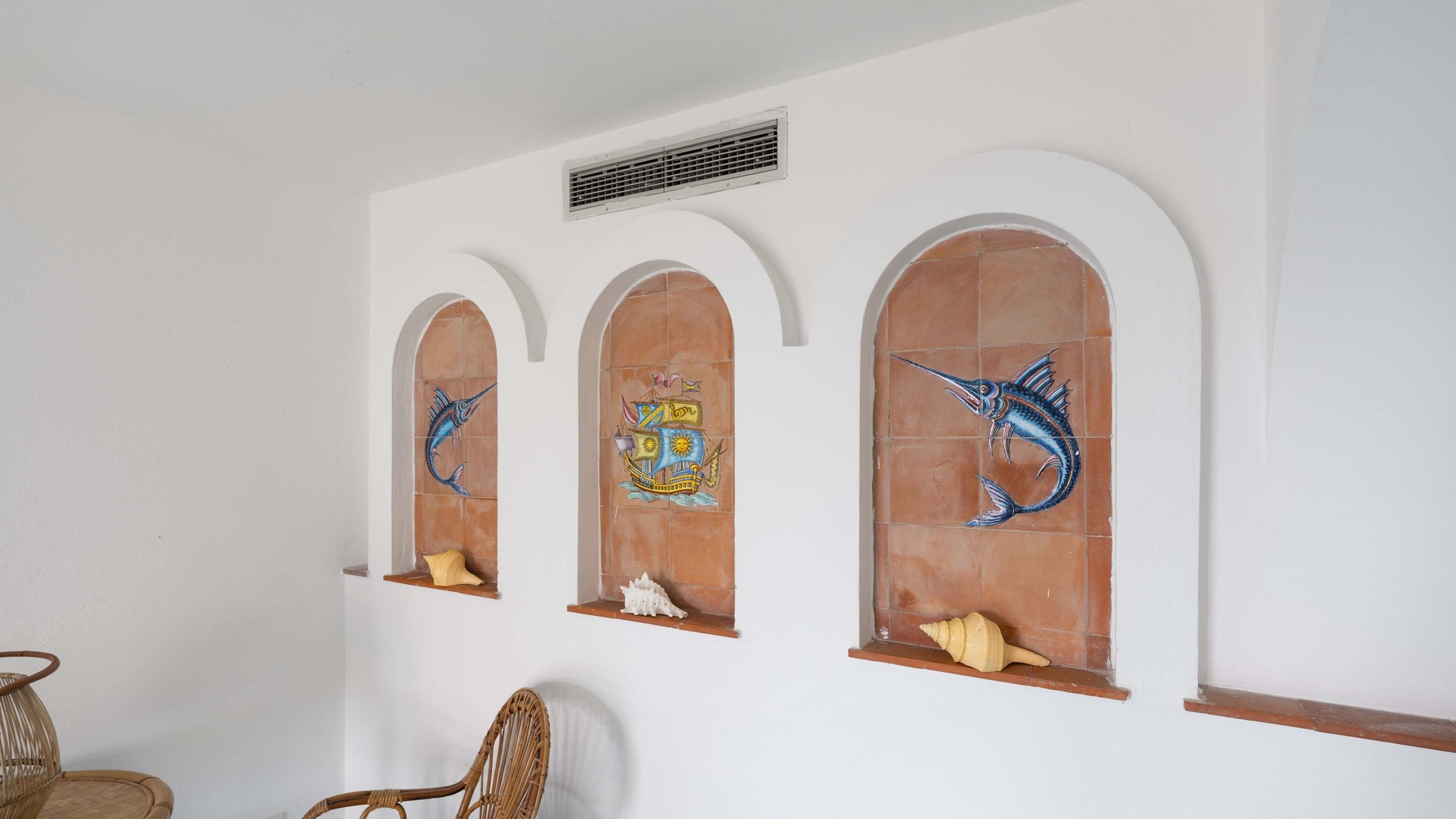 Casa Di Marcia, seafront with dipping pool 8 Villas in Italy