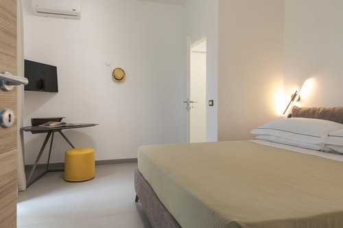 Casa Capo Blu, Beach House with Sea Access 32 Villas in Italy