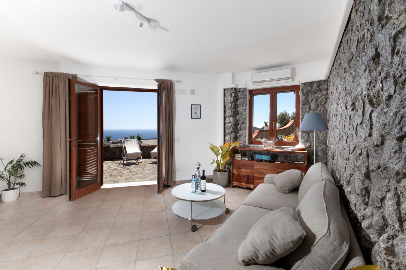 Villa Carmela, with private pool and tennis court 31 Villas in Italy