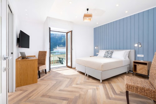 Casa Del Porto, Sea View Sorrento Apartment 9 Villas in Italy