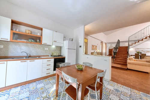 Villa Il Ginepro, Family-Friendly near Syracuse 11 Villas in Italy