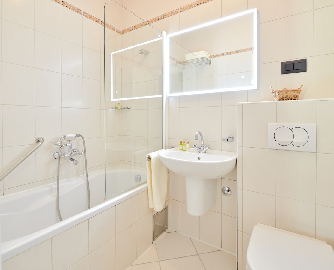 Villa Vetroslava - Waterfront villa with pool, Brac Island 20 My Villa Breaks