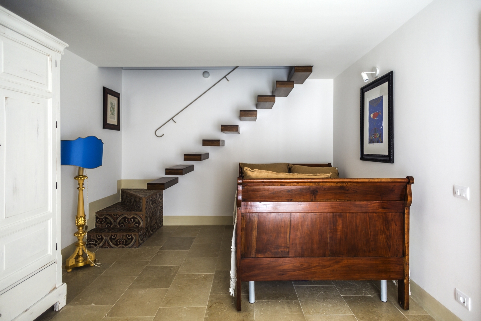 Private villa with swimming pool 25 Villas in Italy
