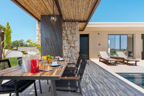 Villa Avola, Modern Villa with Private Pool 40 Villas in Italy