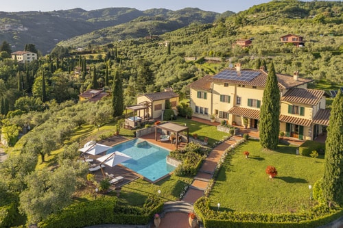 Villa Lavinia, with private pool, spa and gym 5 Villas in Italy
