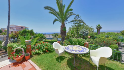 Villa Terra Di Luce, Mediterranean Charm near Syracuse 43 Villas in Italy