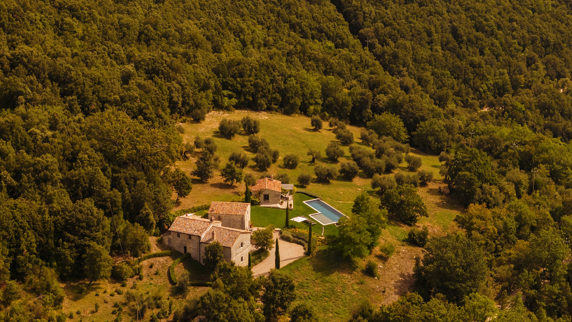 Villa Serena - Private villa with pool in Umbria 24 Villas in Italy