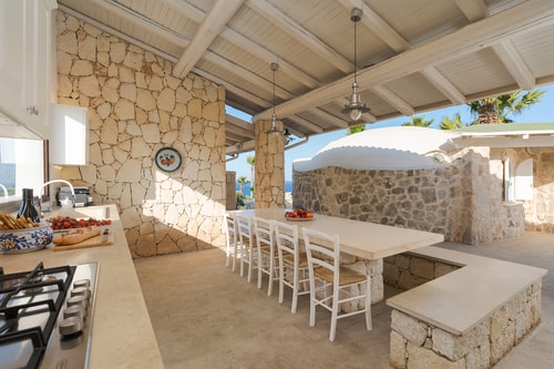 Villa Catrice - Seafront villa with private pool 5 Villas in Italy