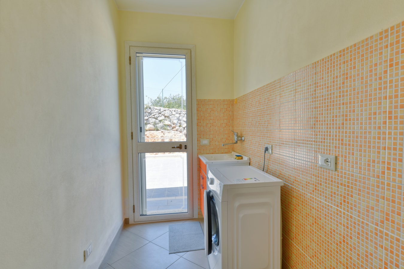 Villa Luce, close to town 25 Villas in Italy