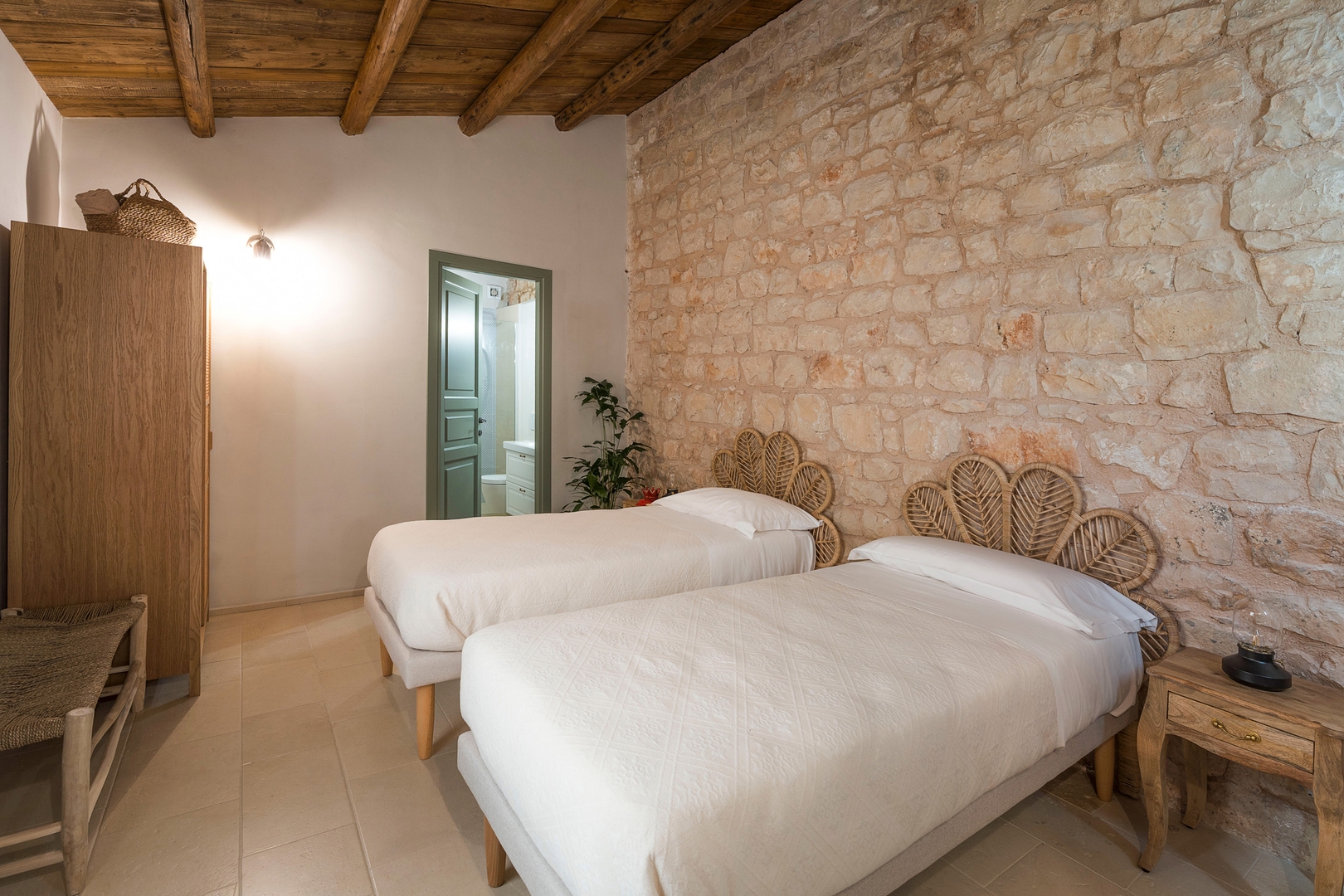 Villa Cavallo, Secluded Country House Near Scicli 58 Villas in Italy