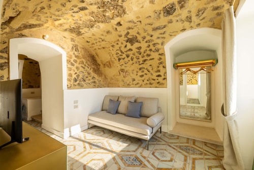 Isola del Poeta, Private Island with Pool & Chef 28 Villas in Italy