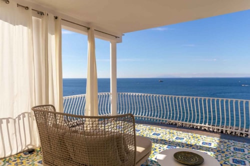 Villa Luce Di Mare, endless sea views 30 Villas in Italy