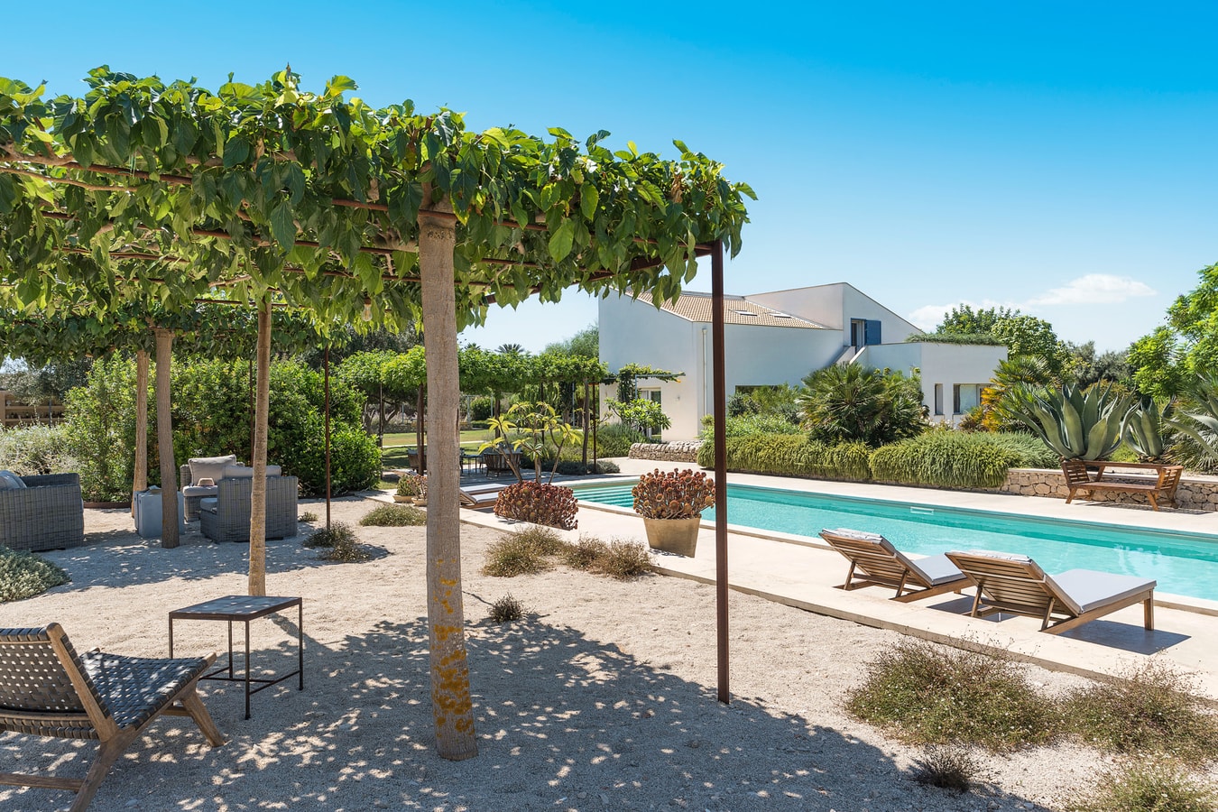 Villa Giordana with private swimming pool, Sicily 64 Villas in Italy