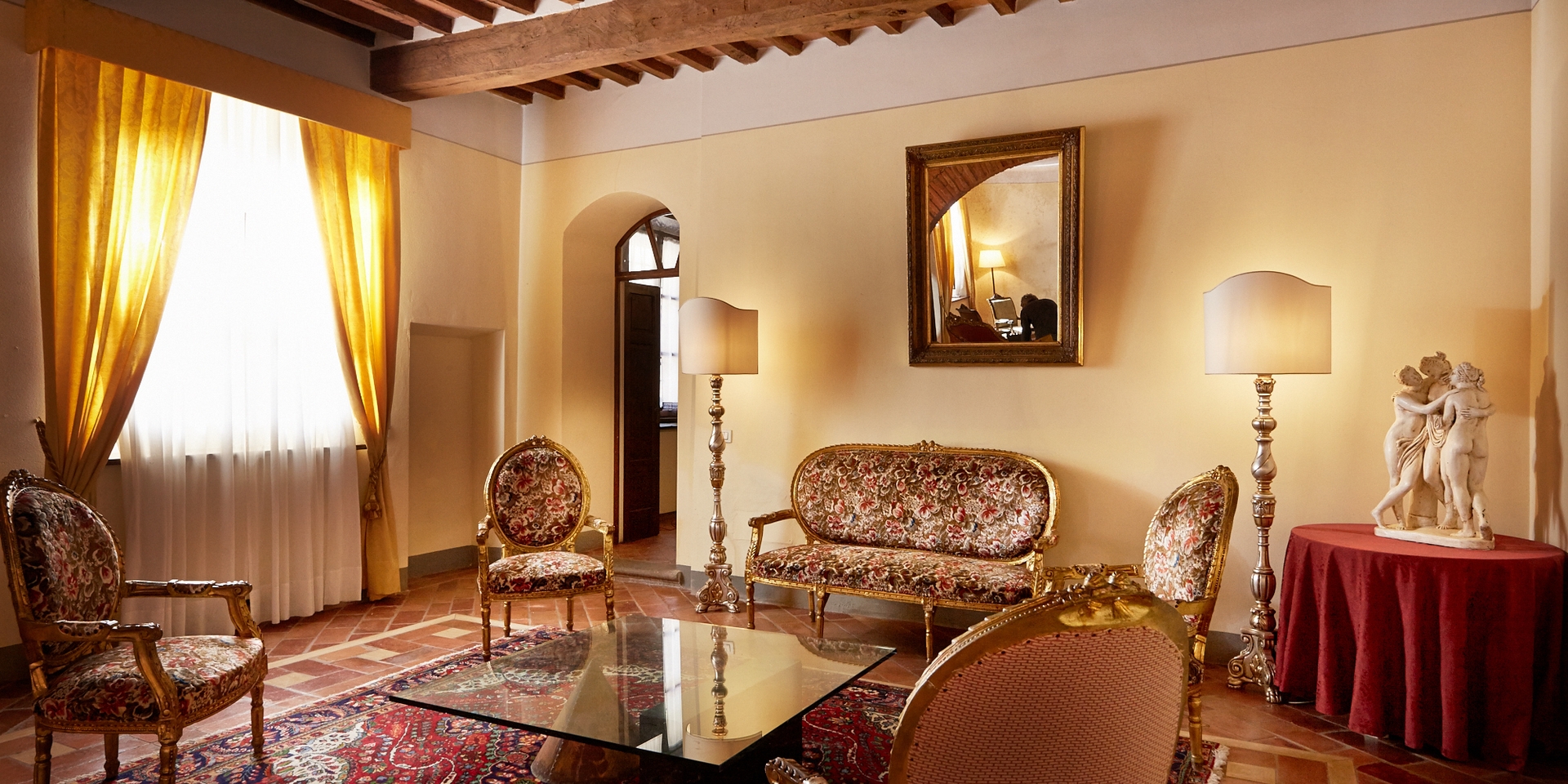 Castagneto Estate - Large Tuscan Borgo 9 Villas in Italy