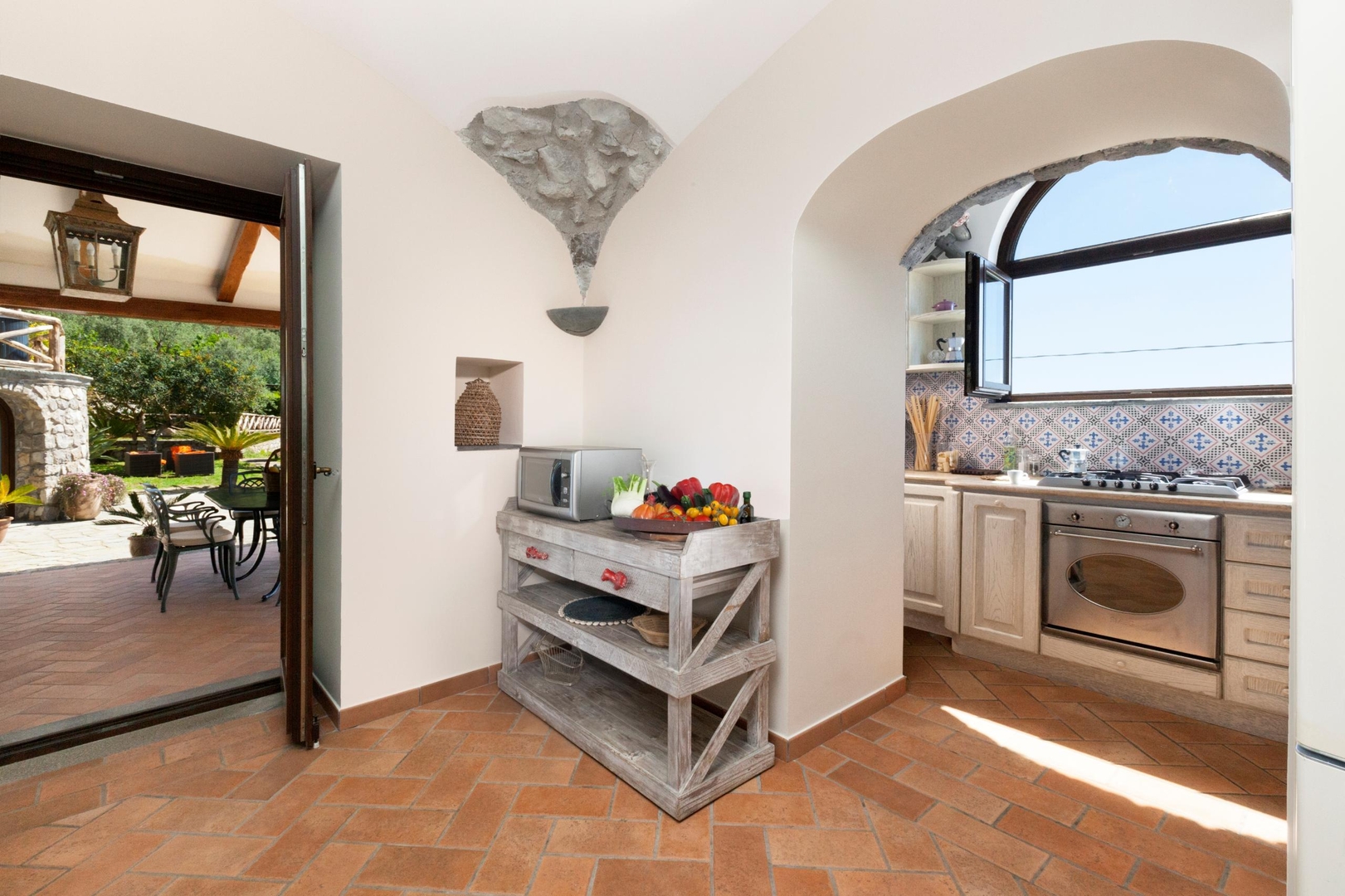 Casa dei Limoni - peaceful retreat with sea views 12 Villas in Italy