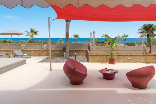 Le Case Blu, Two Neighbouring Homes Near the Sea 1 Villas in Italy
