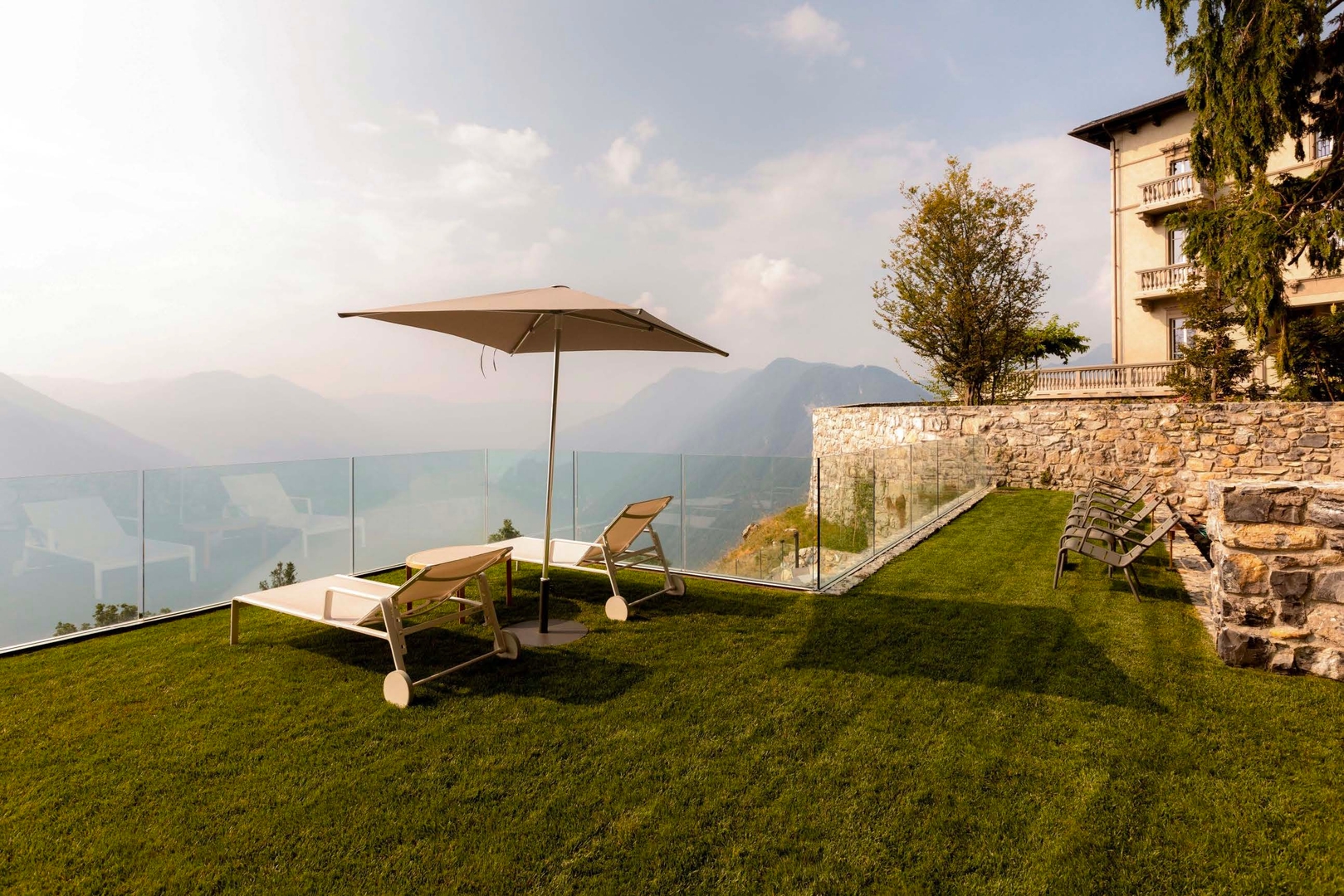 Villa Oltre Le Nuvole - Luxury villa with lake views 41 Villas in Italy