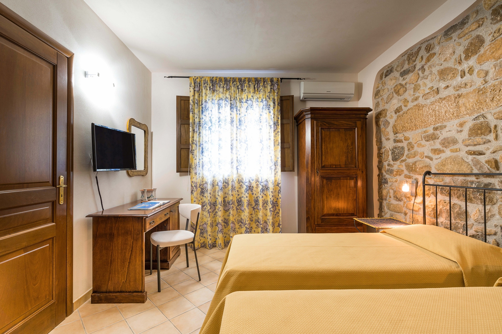 Villa Rega - Private villa with pool in Sicily 62 Villas in Italy