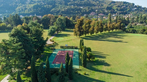 Villa Elegante 69 Villas in Italy