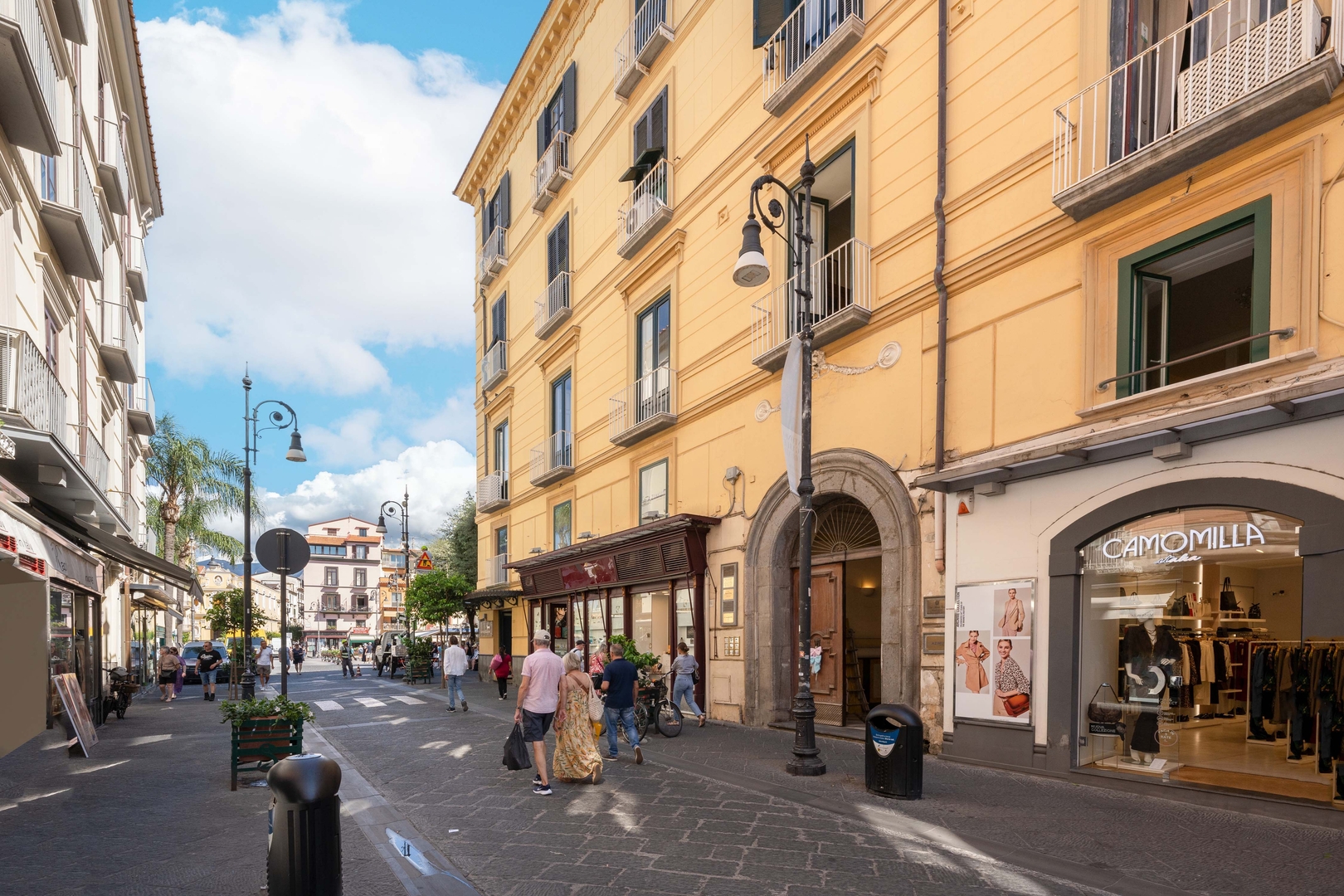Casa Il Tetto - central apartment 19 Villas in Italy