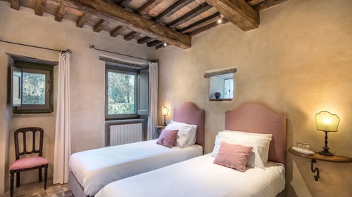 Villa Luminosa, Authentic Umbrian Charm 17 Italian Breaks