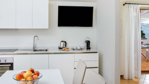 Villa Donatella, Ideal For Large Groups 35 Villas in Italy