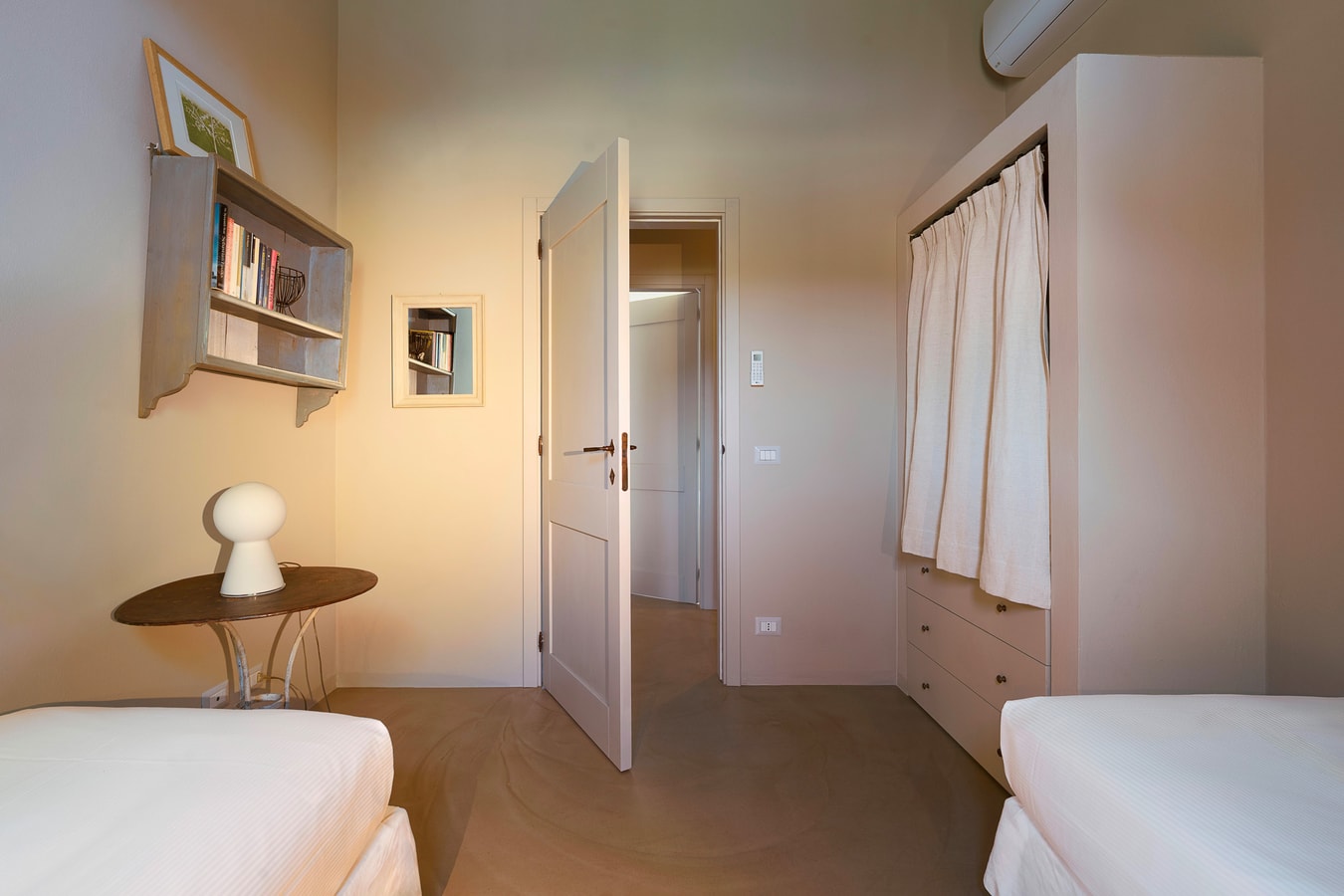 Casa Carol (Bianco) - Villa with shared pool 47 Villas in Italy