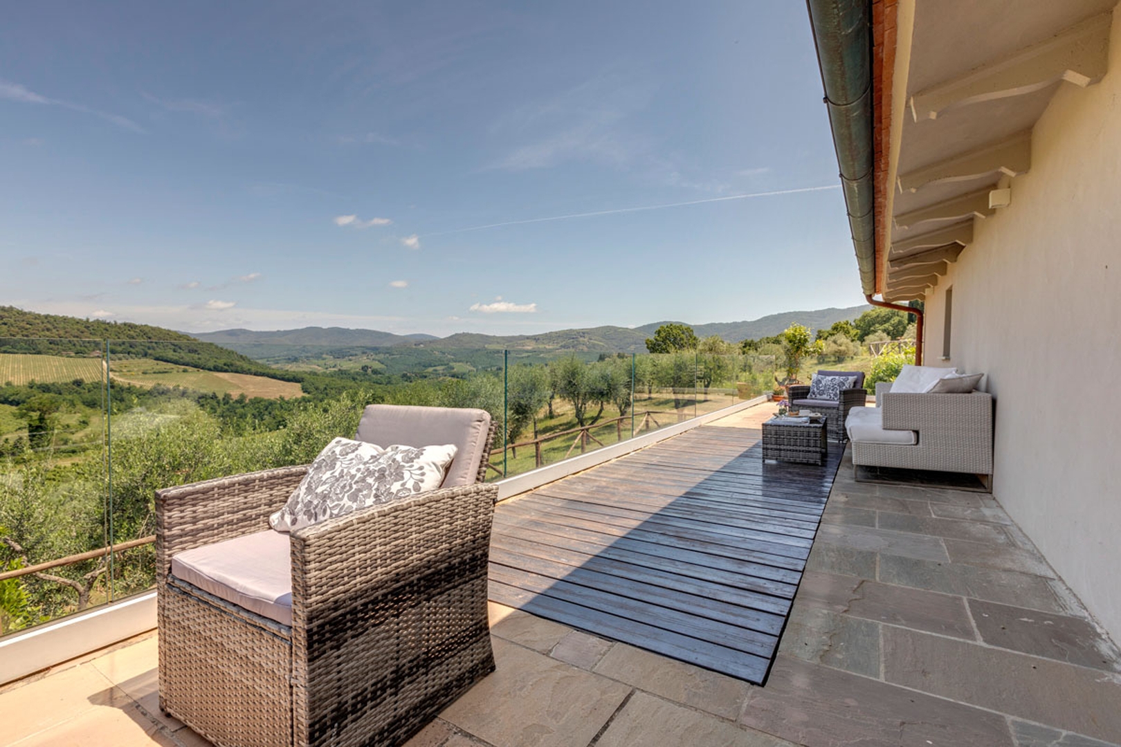 Villa with swimming pool in Tuscany 37 Villas in Italy